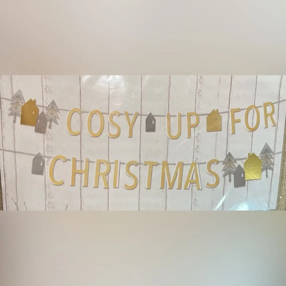 Cosy Up for Christmas Paper Banner Gold Foil Garland - large - new - 2.5M UK - Picture 2 of 4